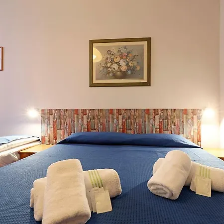 Pensión Casa Ros 3*